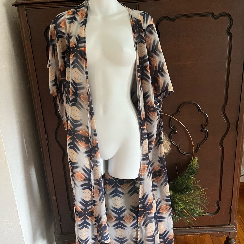 Chic Geometric Patterned Kimono